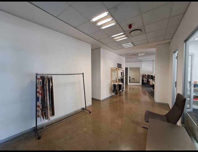 194M² OFFICE TO LET IN MELROSE ARCH
